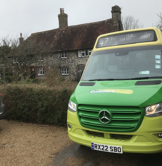 Bus at The Cricketers Arms, Berwick
